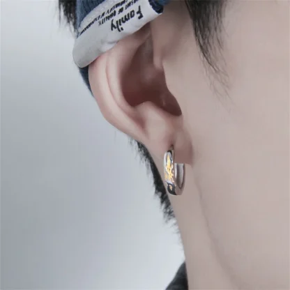 Hoop Earring with Luxury Flame Detailing - Image 2