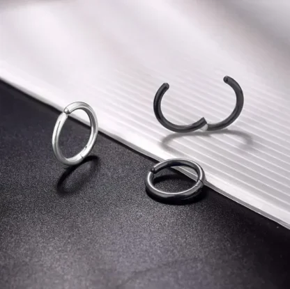 Non-Piercing Hoop Earrings with Sleek Design - Image 5