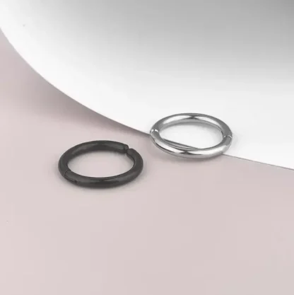 Non-Piercing Hoop Earrings with Sleek Design - Image 8