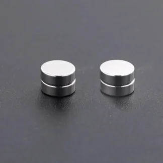Simplicity Magnetic Earrings with Round Design