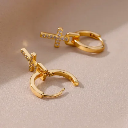 Elegant Lux Earrings with Pearl-like Charm - Image 8