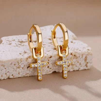 Elegant Lux Earrings with Pearl-like Charm - Image 10