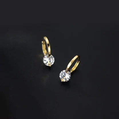 Elegant Hoop Earring with Pearl-like Decor - Image 8