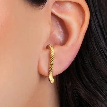 Creative Mini Snake Shape Stud Earrings - Image 6