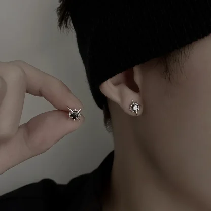 Intricate Stud Earrings with Star Design - Image 8